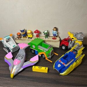 Paw Patrol Vehicles And Figuires Lot